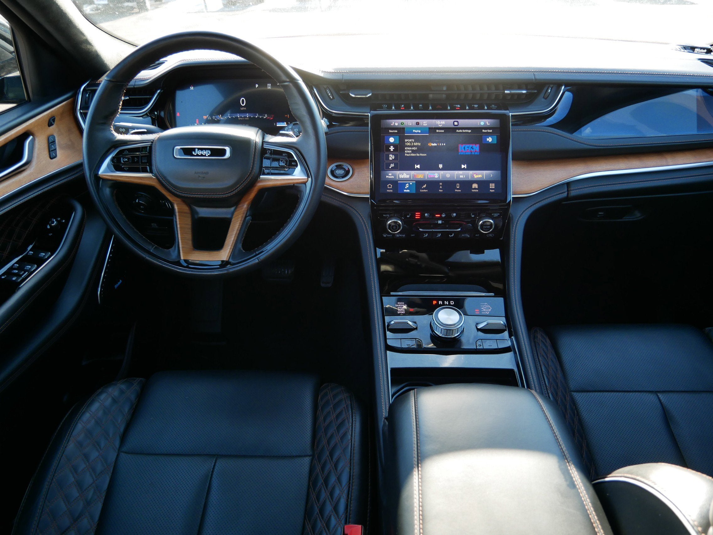 2023 Jeep Grand Cherokee Summit Reserve