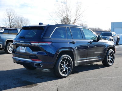 2023 Jeep Grand Cherokee Summit Reserve