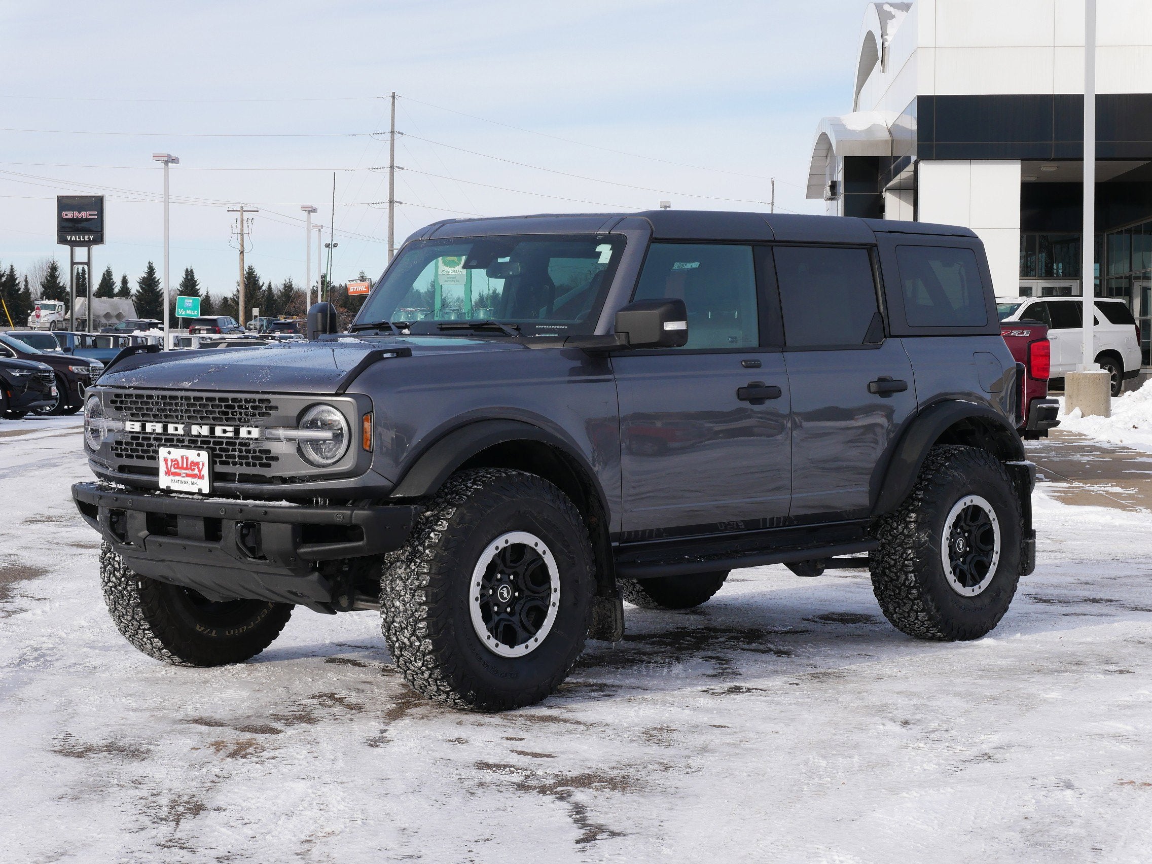 2021 Ford Bronco Base