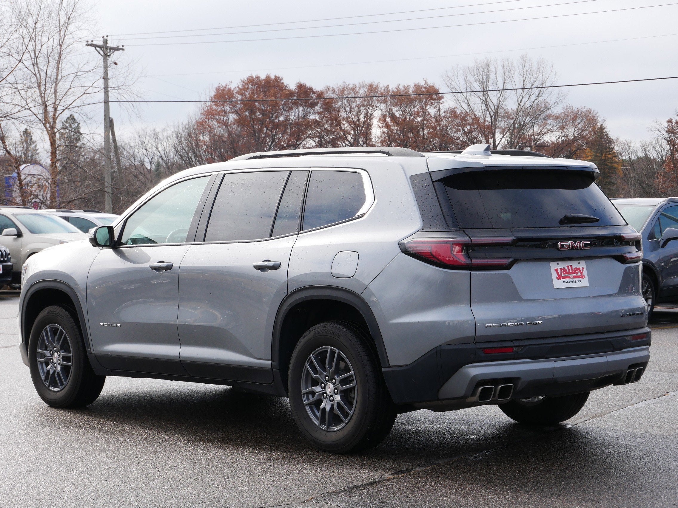2025 GMC Acadia Elevation