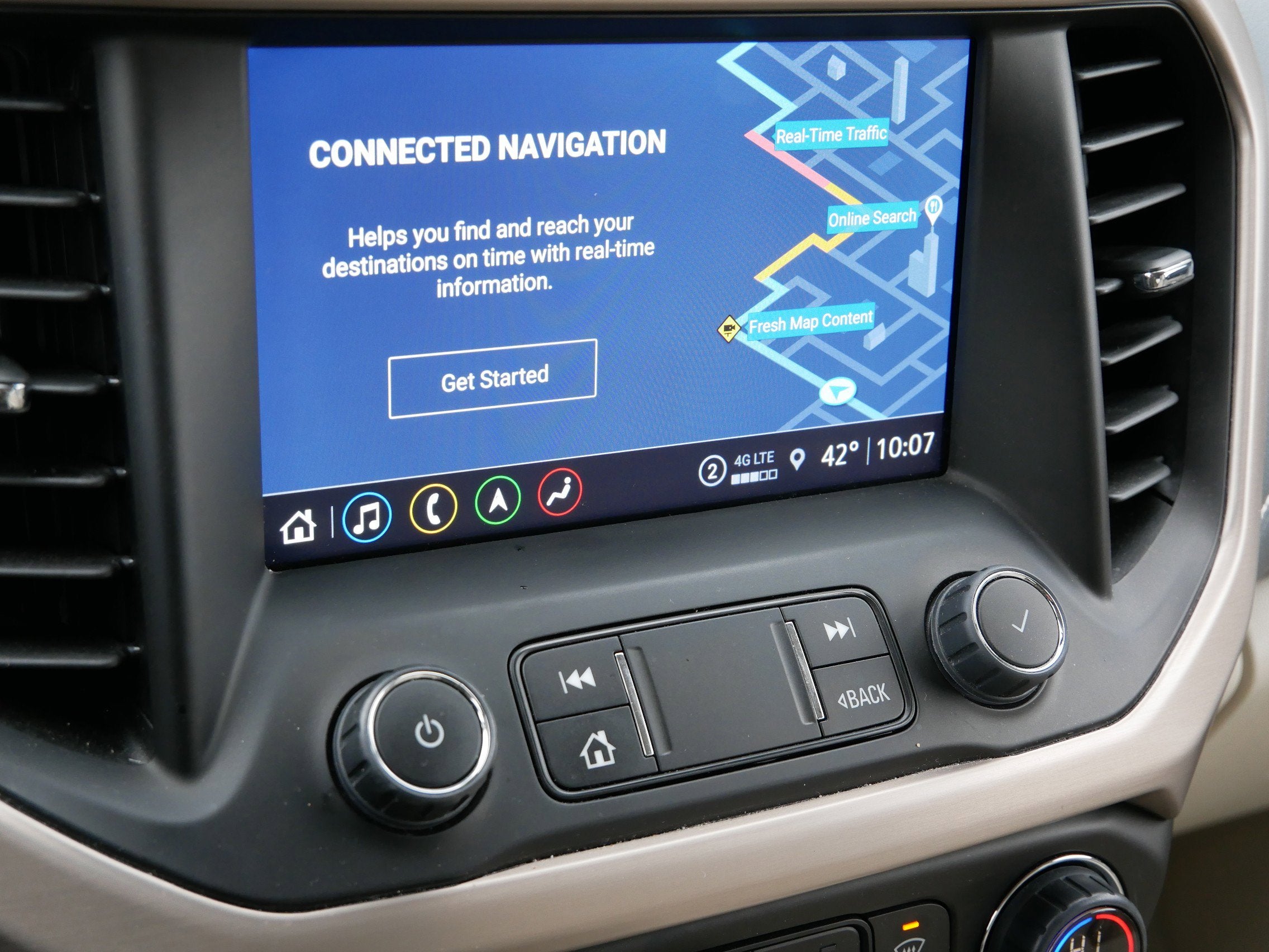 2023 GMC Acadia Denali