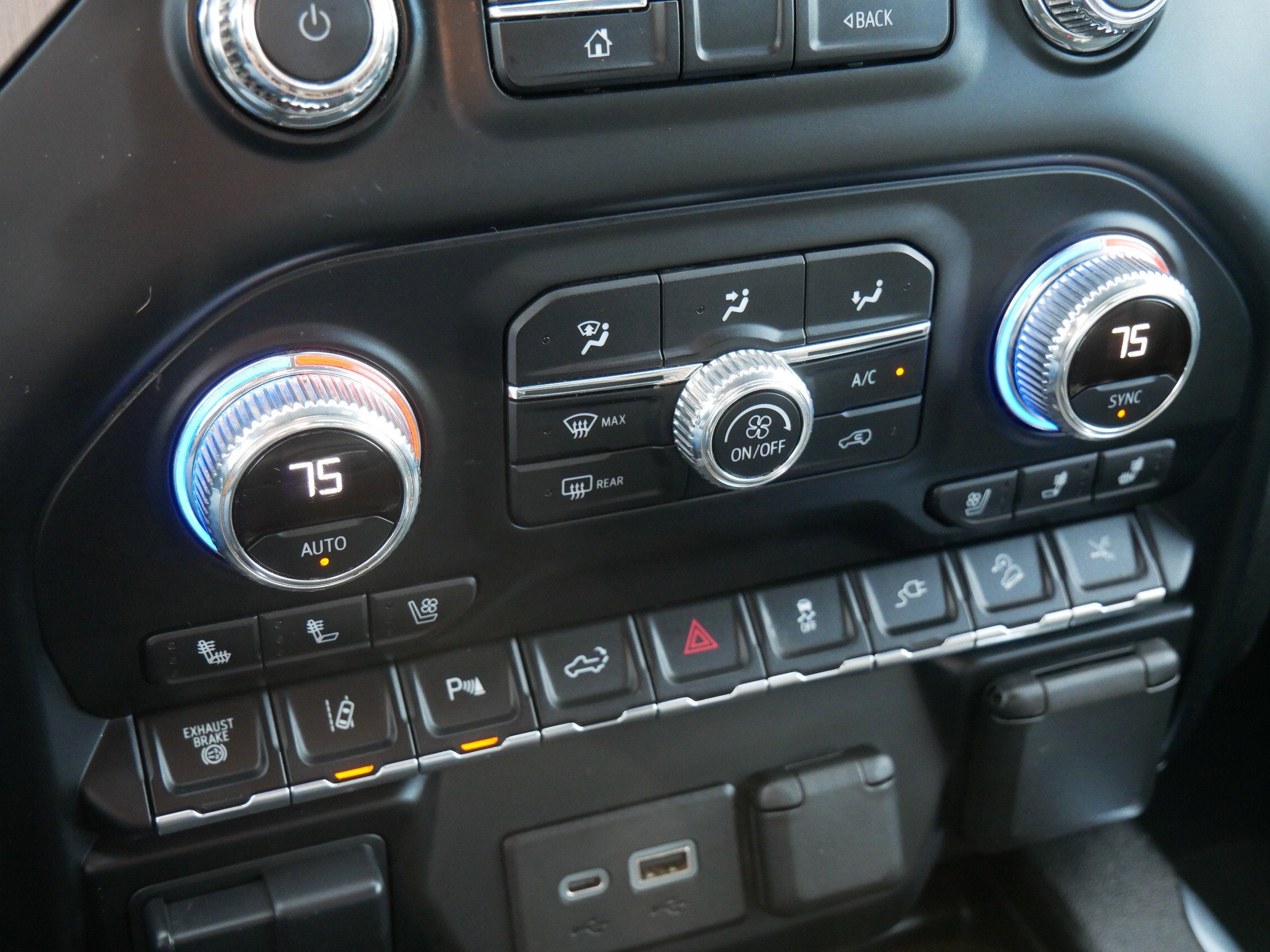 2021 GMC Sierra 3500 HD Denali