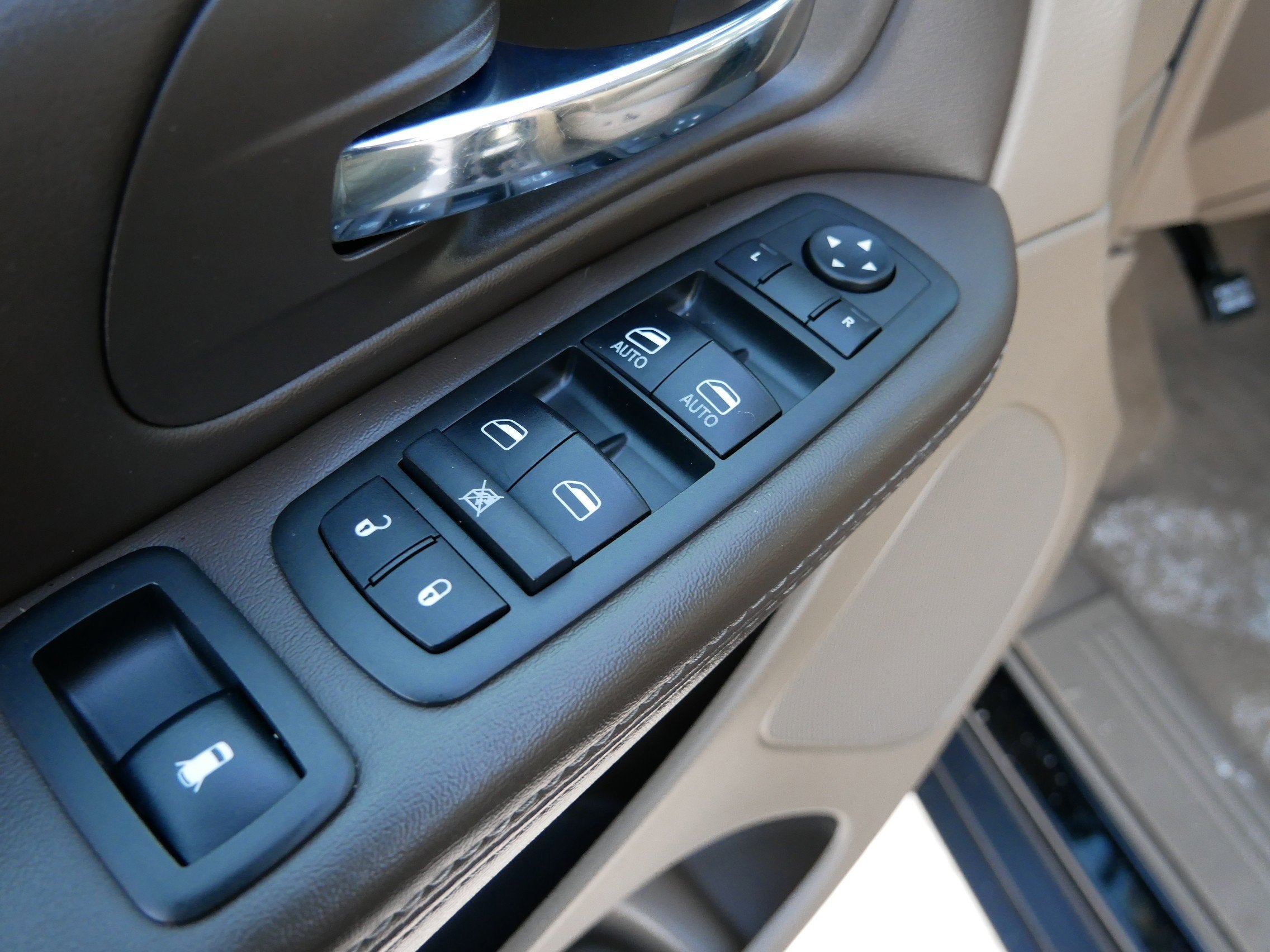 2014 Chrysler Town & Country Touring