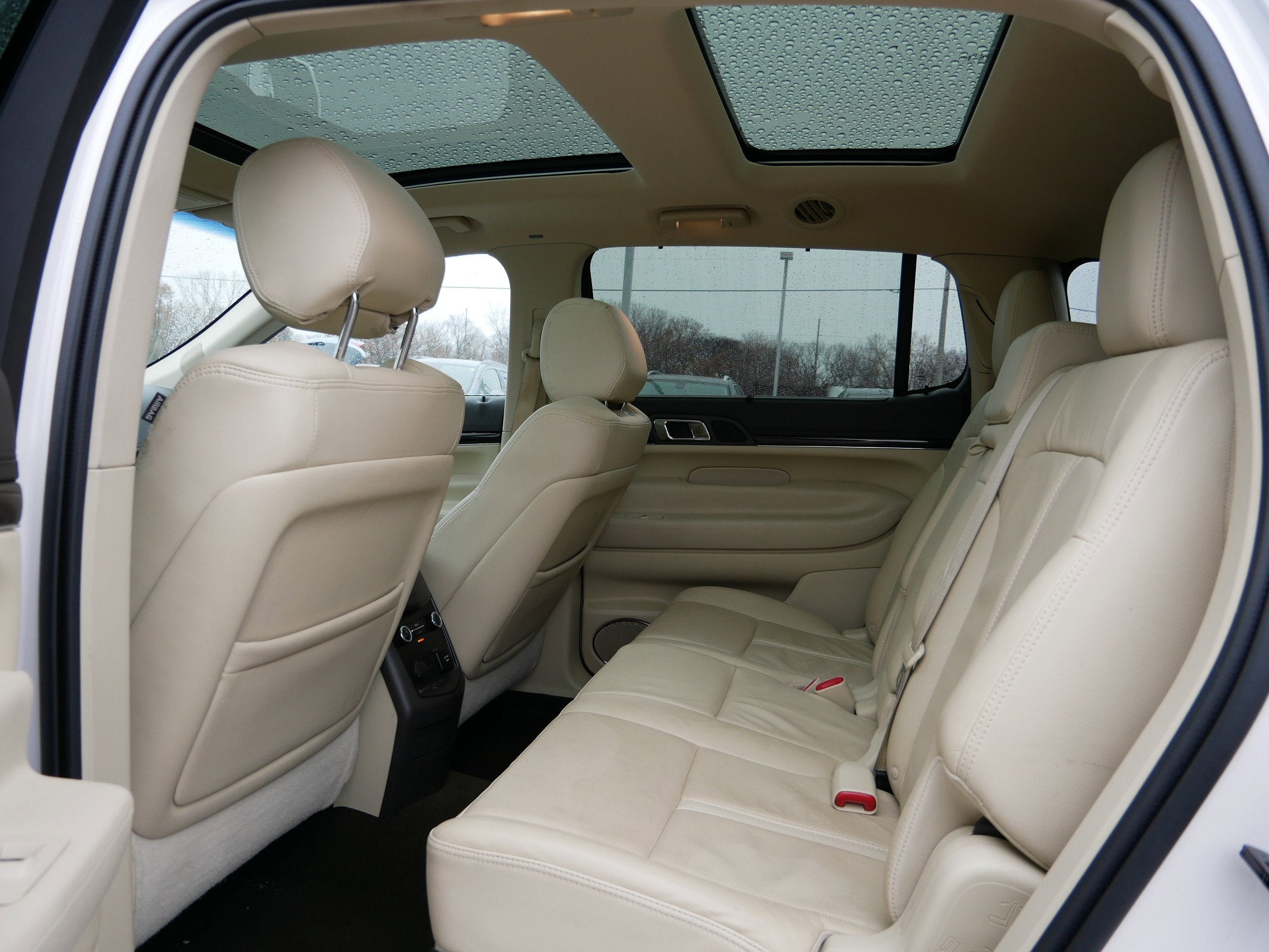 2019 Lincoln MKT Reserve