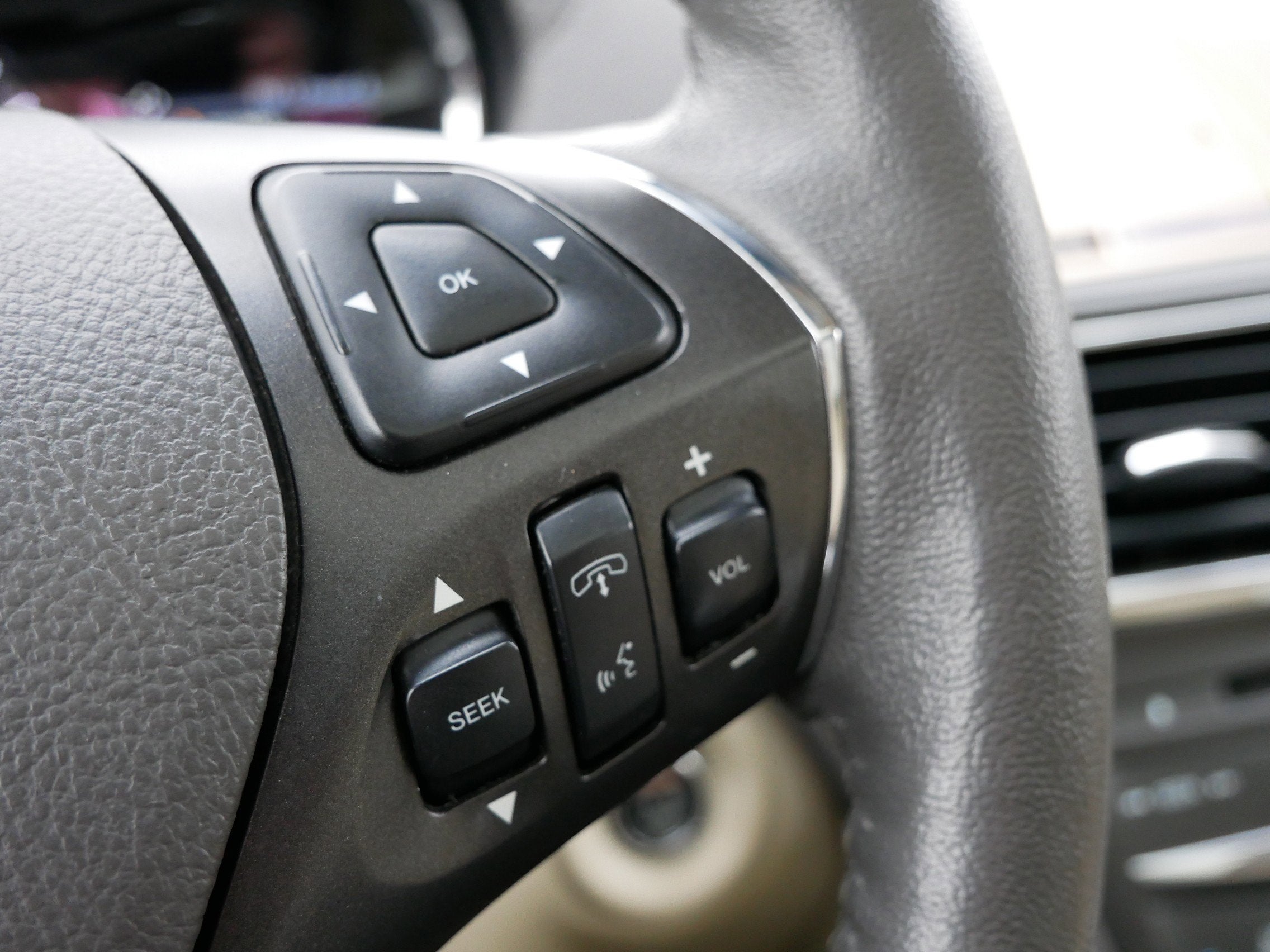 2019 Lincoln MKT Reserve