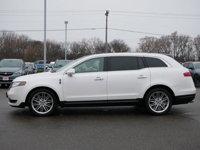 2019 Lincoln MKT Reserve