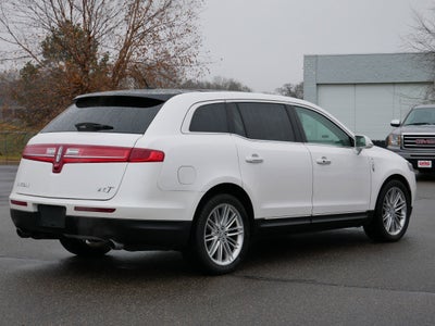 2019 Lincoln MKT Reserve