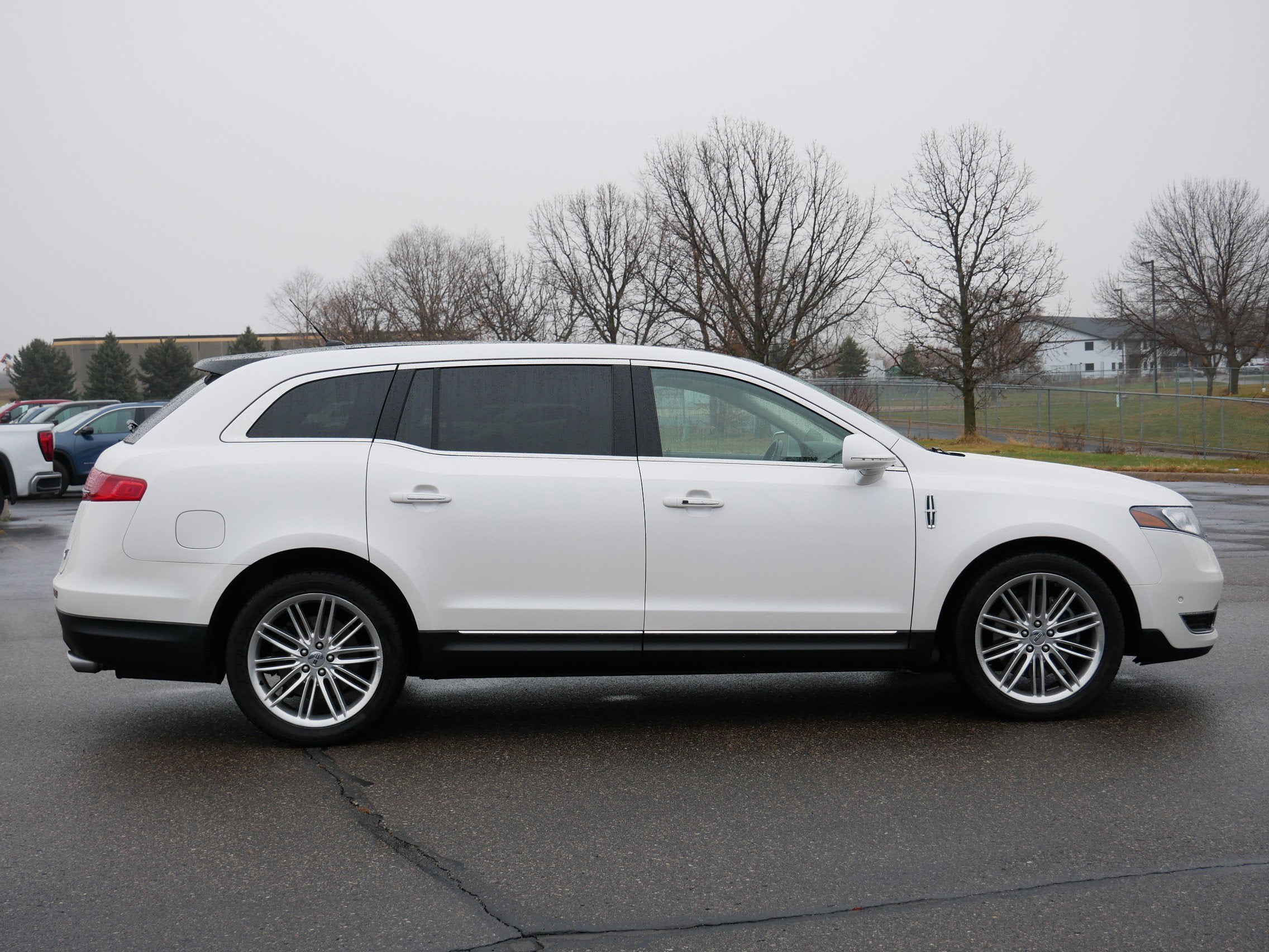 2019 Lincoln MKT Reserve