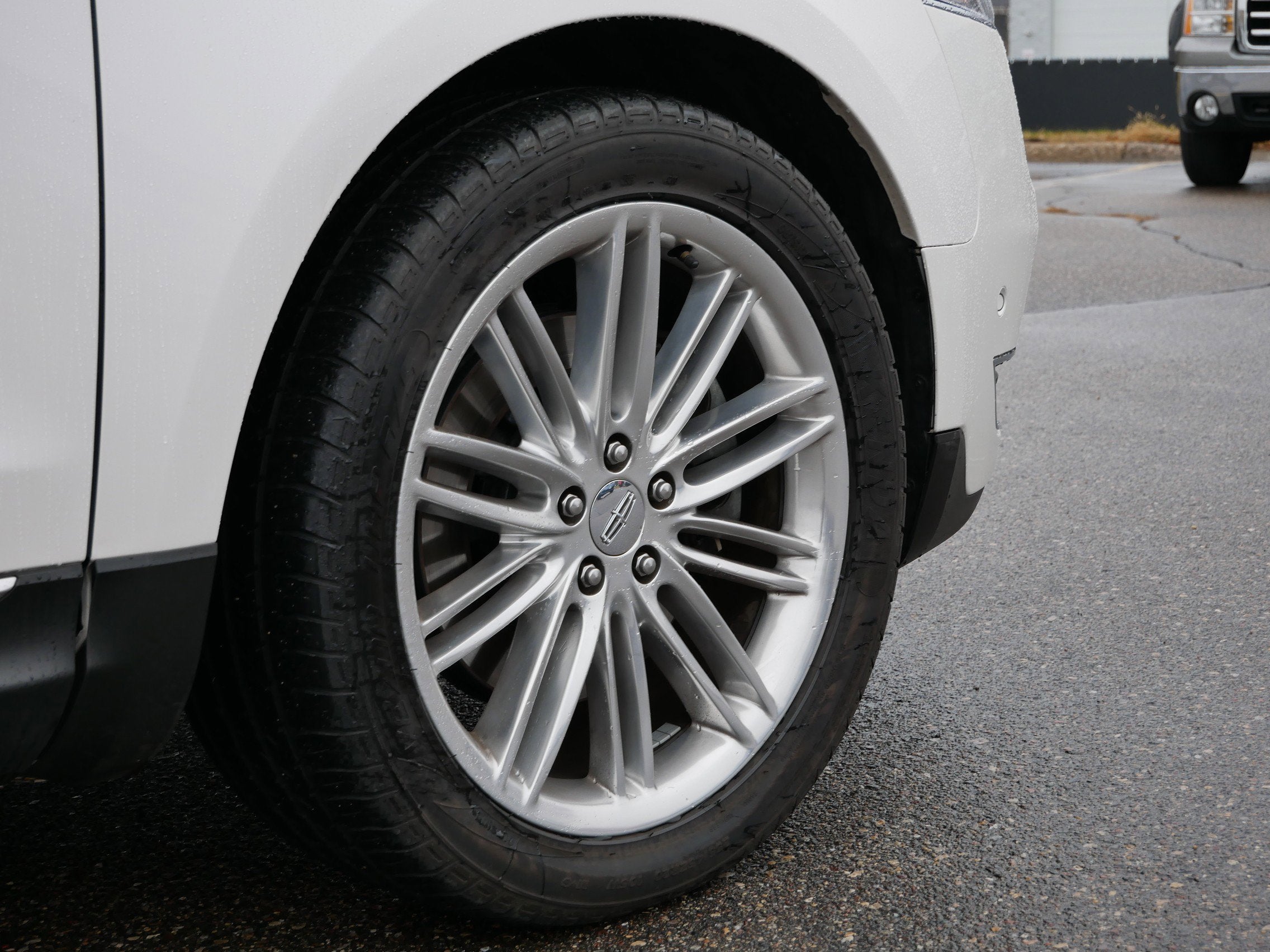 2019 Lincoln MKT Reserve