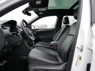 2023 Volkswagen Tiguan SE R-Line Black