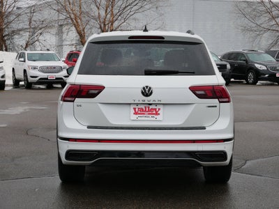 2023 Volkswagen Tiguan SE R-Line Black