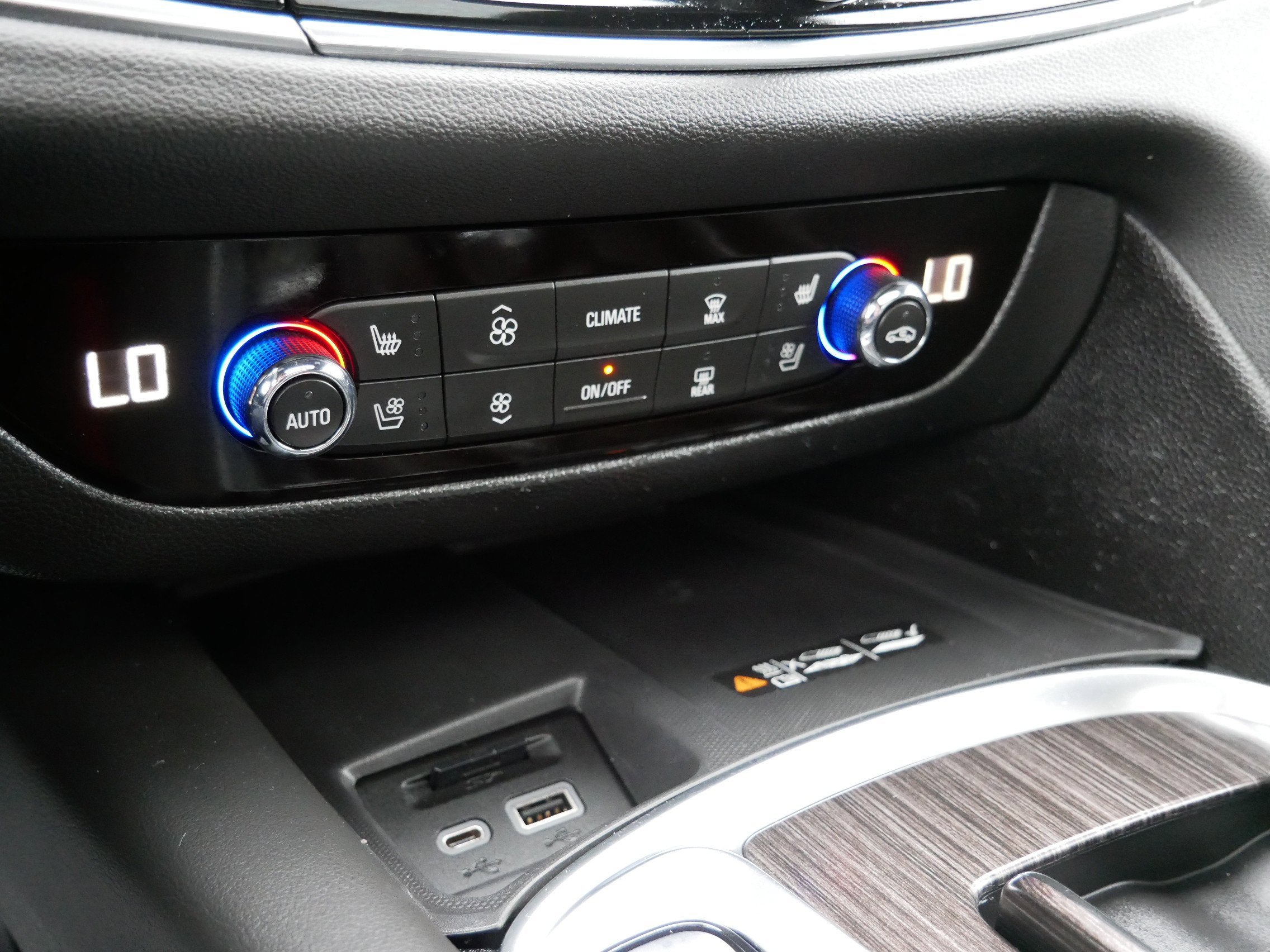 2024 Buick Enclave Avenir