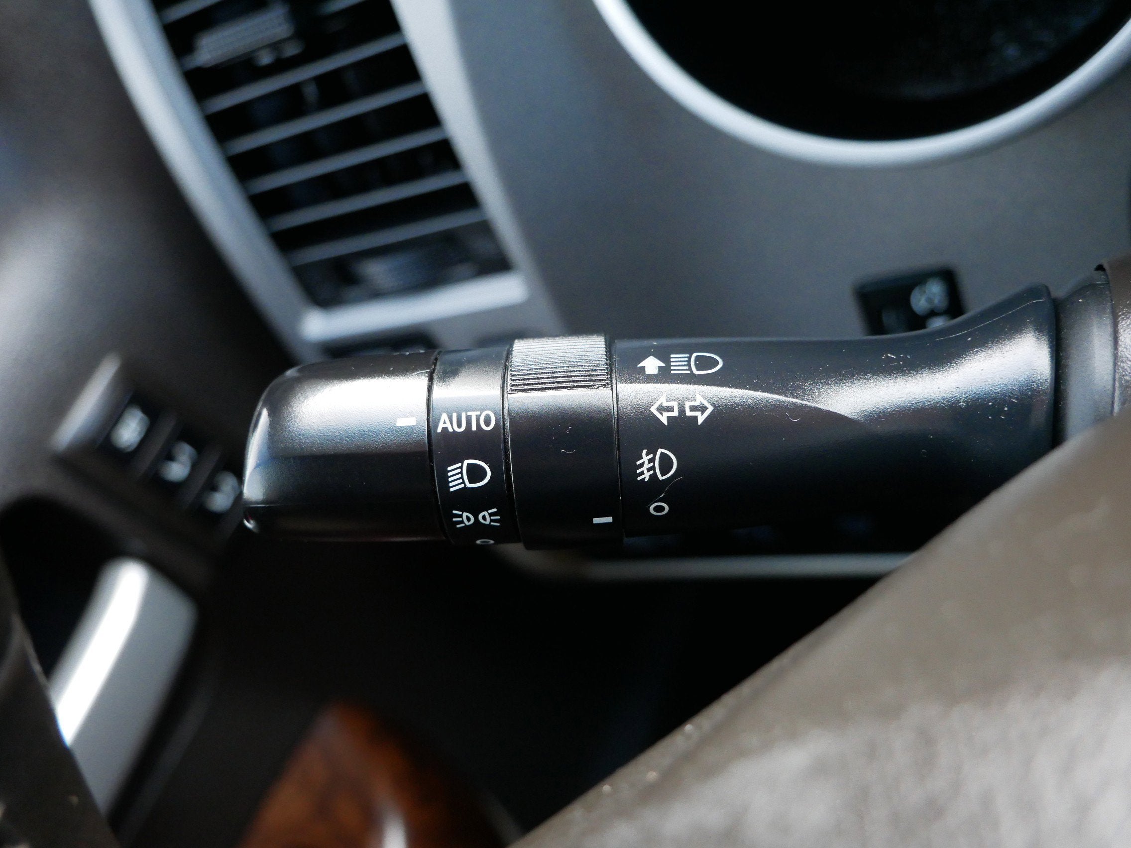 2010 Toyota Tundra 4WD Truck LTD