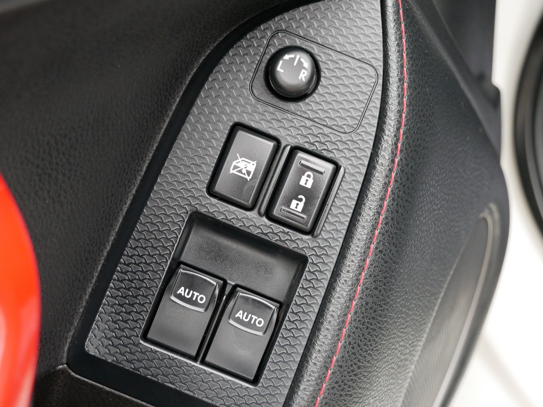 2015 Scion FR-S 2dr Cpe Man (Natl)